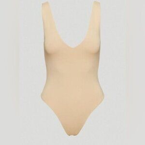 Aritizia Babaton Contour V-Neck Bodysuit Tan Large